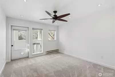 701 Galer St #609, Seattle, WA 98109 - Photo 3