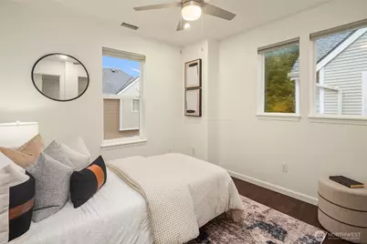 755 NW Juniper Street, Issaquah, WA 98027 - Photo 27