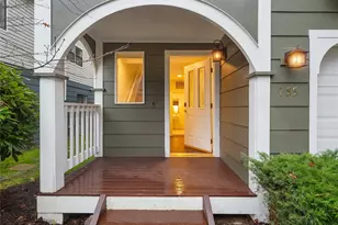 755 NW Juniper St, Issaquah, WA 98027 - Photo 3