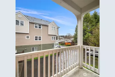755 NW Juniper Street, Issaquah, WA 98027 - Photo 29