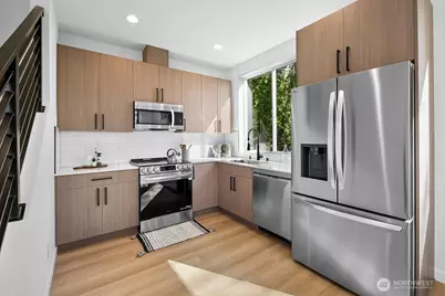 1804 B 28th Avenue S, Seattle, WA 98144 - Photo 7