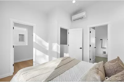 1804 B 28th Avenue S, Seattle, WA 98144 - Photo 13