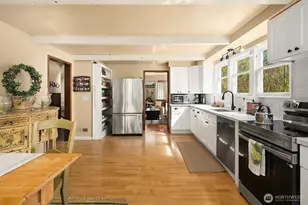 19011 176th Ave NE, Woodinville, WA 98072 - Photo 23