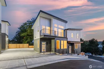 1806 B 28th Avenue S, Seattle, WA 98144 - Photo 1