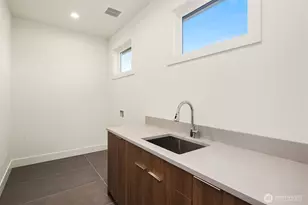 19902 Broadway Ave, Snohomish, WA 98296 - Photo 33