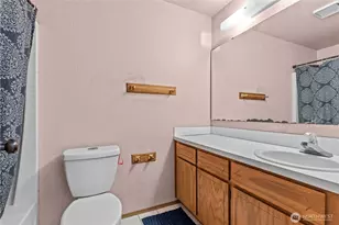 9233 S 239th St, Kent, WA 98031 - Photo 25