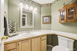 8310 61st St W, University Place, WA 98467 - Photo 25