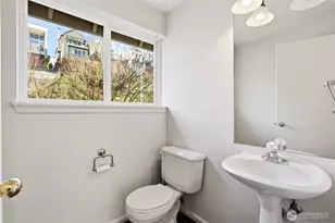 314 25th Ave E, Seattle, WA 98112 - Photo 13