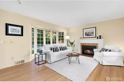 12749 3rd Avenue NW, Seattle, WA 98177 - Photo 3