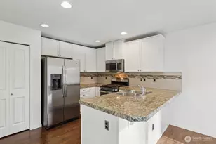 7542 19th Pl SE, Lake Stevens, WA 98258 - Photo 9