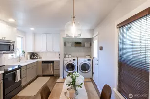 10521 Lake View Dr, Lake Stevens, WA 98258 - Photo 7