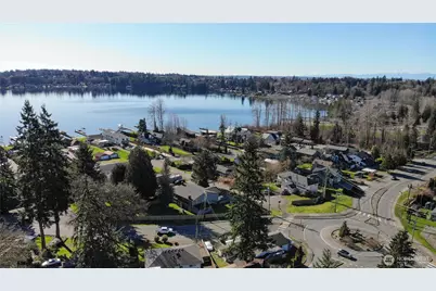 10521 Lake View Drive, Lake Stevens, WA 98258 - Photo 19