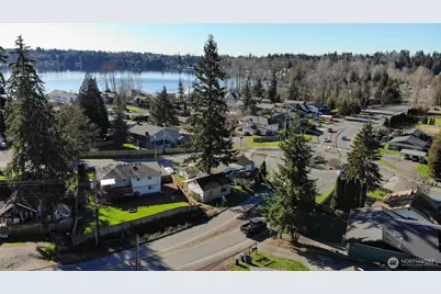 10521 Lake View Drive, Lake Stevens, WA 98258 - Photo 17