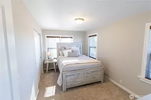 10521 Lake View Dr, Lake Stevens, WA 98258 - Photo 13