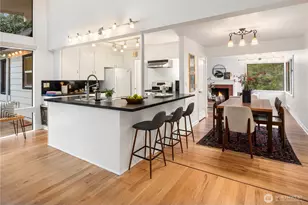 8046 Fairway Dr NE, Seattle, WA 98115 - Photo 5