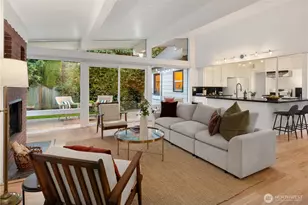 8046 Fairway Dr NE, Seattle, WA 98115 - Photo 9