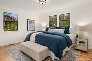 8046 Fairway Dr NE, Seattle, WA 98115 - Photo 15