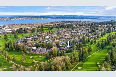 8046 Fairway Drive NE, Seattle, WA 98115 - Photo 31