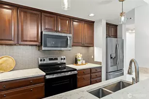 3030 14th Ave W, Seattle, WA 98119 - Photo 7