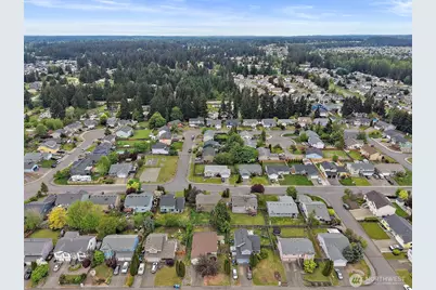 8409 201st Street E, Spanaway, WA 98387 - Photo 31