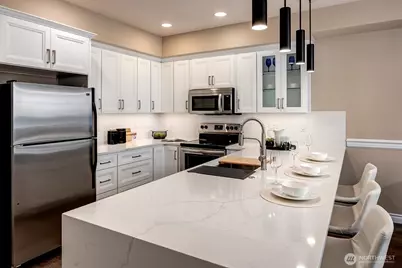 6831 NE 170th Street #206, Kenmore, WA 98028 - Photo 3