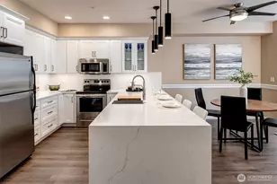 6831 NE 170th St, Kenmore, WA 98028 - Photo 3