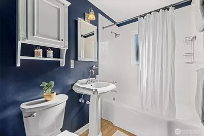 8014 17th Avenue NW, Seattle, WA 98117 - Photo 17