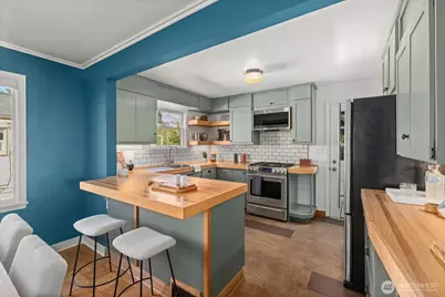 8014 17th Avenue NW, Seattle, WA 98117 - Photo 11