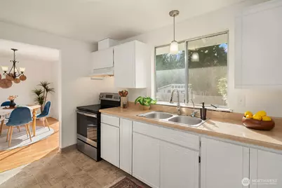 10743 SW Cowan Road, Vashon, WA 98070 - Photo 11