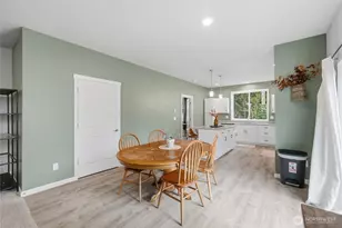 8470 Golden Valley Dr, Maple Falls, WA 98266 - Photo 13