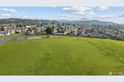 310 Orting Avenue NW, Orting, WA 98360 - Photo 29