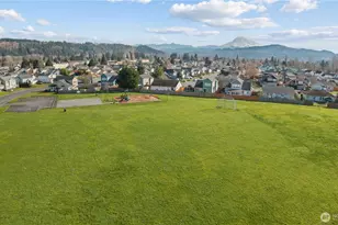 310 Orting Ave NW, Orting, WA 98360 - Photo 29