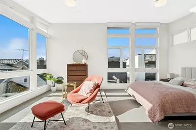 916 B 14th Avenue, Seattle, WA 98122 - Photo 13