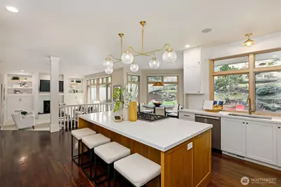 23317 SE 37th Street, Sammamish, WA 98075 - Photo 9