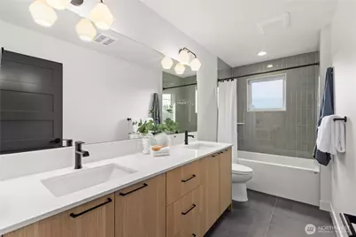 2558 30th Avenue W, Seattle, WA 98199 - Photo 19