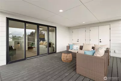 2558 30th Avenue W, Seattle, WA 98199 - Photo 27