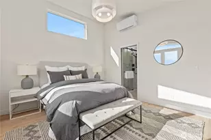 2562 30th Ave W, Seattle, WA 98199 - Photo 17