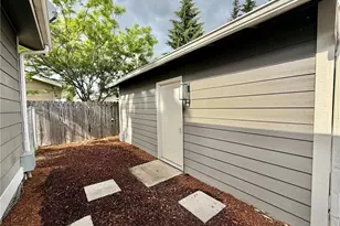 1311 104th St E, Tacoma, WA 98445 - Photo 5