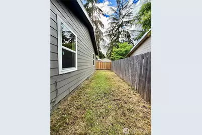 1311 104th St E, Tacoma, WA 98445 - Photo 11