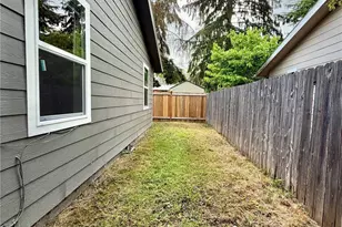 1311 104th St E, Tacoma, WA 98445 - Photo 11