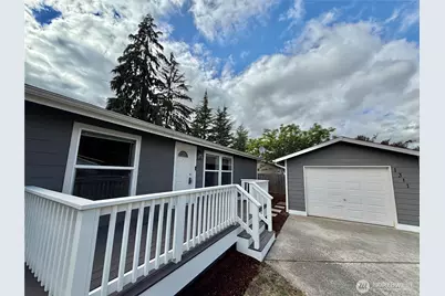 1311 104th St E, Tacoma, WA 98445 - Photo 3