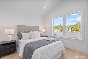 7350 22nd Ave NW, Seattle, WA 98117 - Photo 17