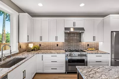 425 Ton-A-Wan-Da Avenue NE, Tacoma, WA 98422 - Photo 11