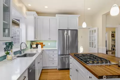 1522 3rd Avenue W, Seattle, WA 98119 - Photo 11