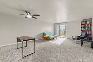 9815 Holly Dr, Everett, WA 98204 - Photo 5