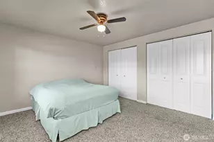 9815 Holly Dr, Everett, WA 98204 - Photo 15