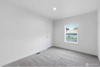 601 Helton Street #1/2, Castle Rock, WA 98611 - Photo 21