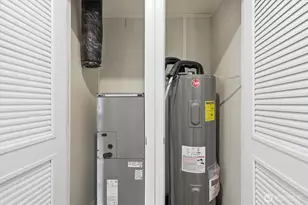 601 Helton St, Castle Rock, WA 98611 - Photo 15