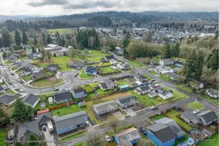 601 Helton St, Castle Rock, WA 98611 - Photo 35