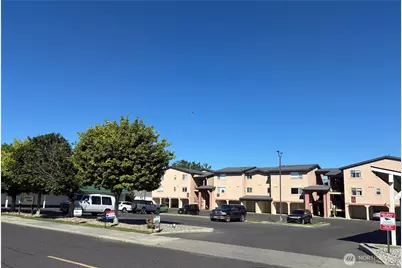 2900 Marina Dr. #201, Moses Lake, WA 98837 - Photo 1